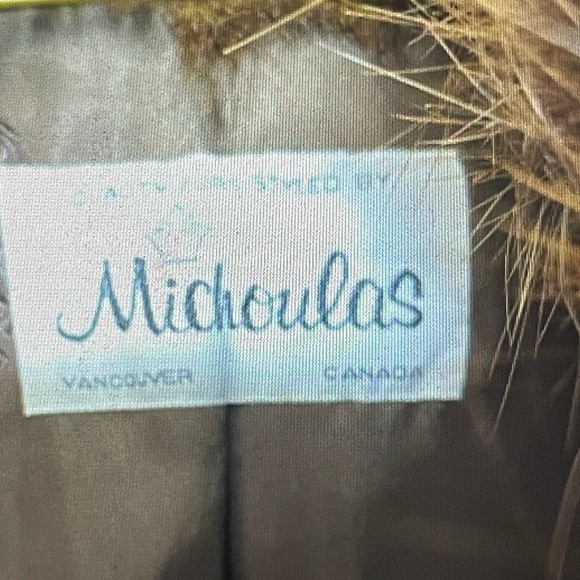 Beautiful Real Fur Coat/jacket - Picture 8 of 9